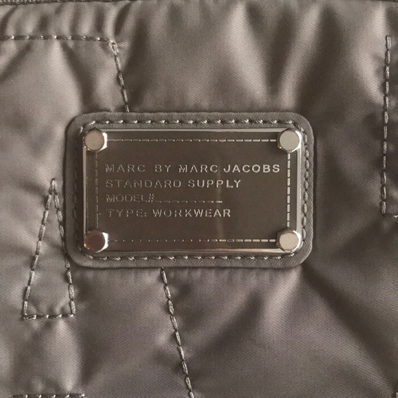 Marc Jacobs iPad case - Picture 2 of 4